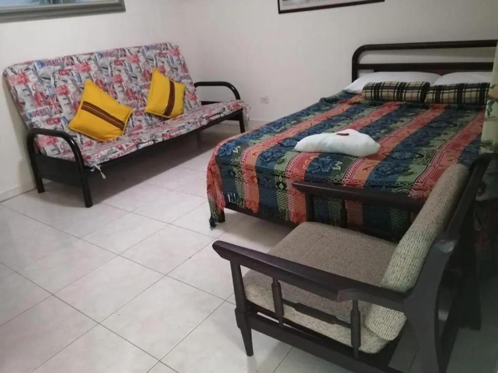 Cafe Inn Casa Hotel Montenegro Bagian luar foto