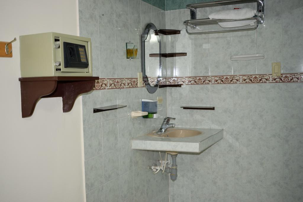 Cafe Inn Casa Hotel Montenegro Bagian luar foto