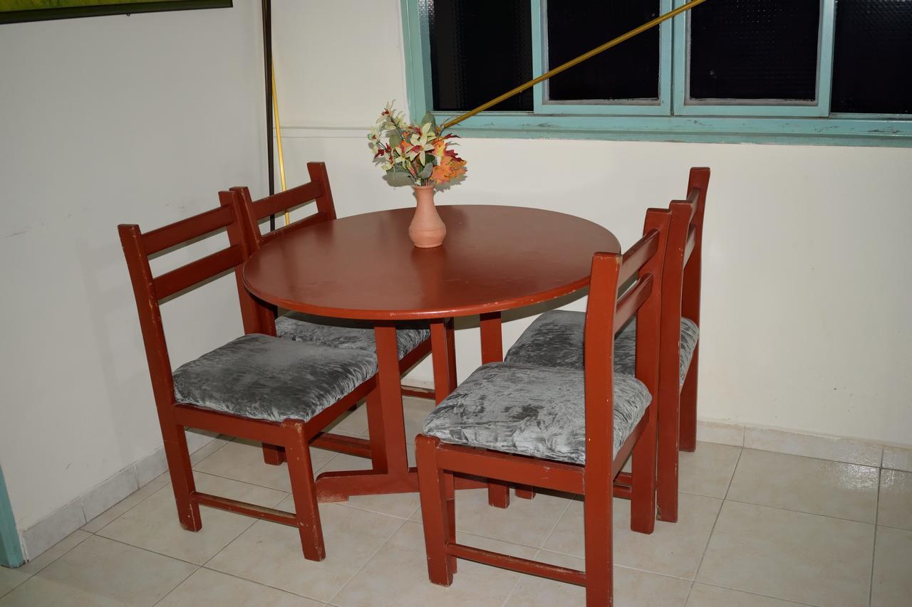 Cafe Inn Casa Hotel Montenegro Bagian luar foto